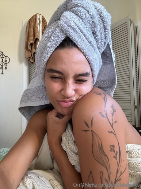 Salahoftv model xxx bilder