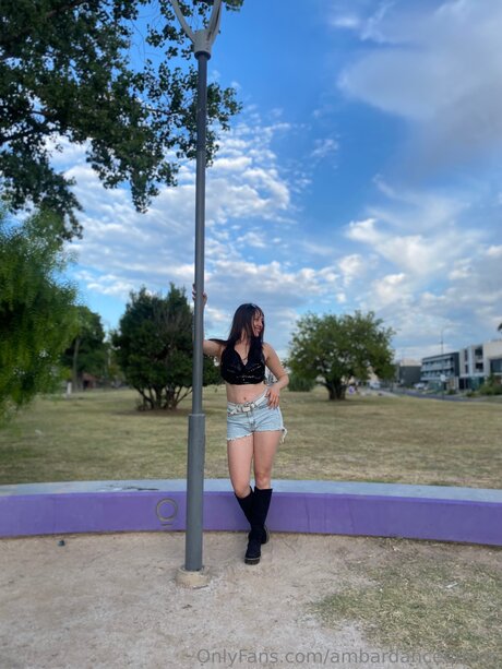 Ambarlatingirl top nacktheit galerie