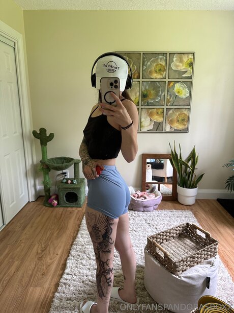 Prettypandora9 hübsche nackt foto