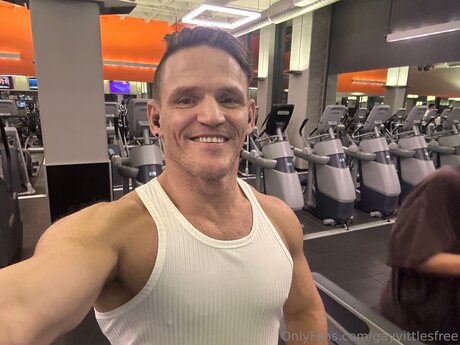 Gayvittlesfree porno xxx bild