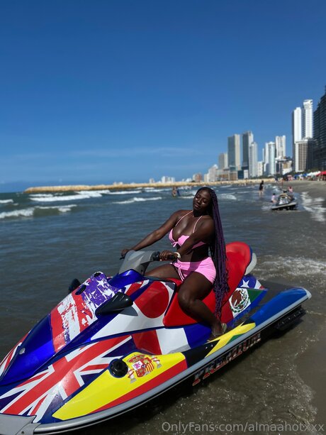 Almaahotxxx Profilbild