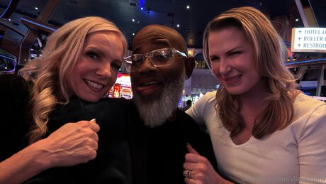 Shaundam nackt pornographische galerie