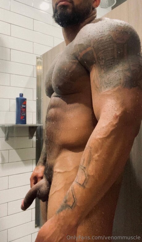 Gymzaddyvenom porno pornostar foto