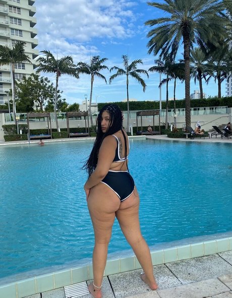 dreier amateur onlyfans nackt pornografische bild