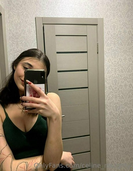 celine naughty top erwachsene bilder