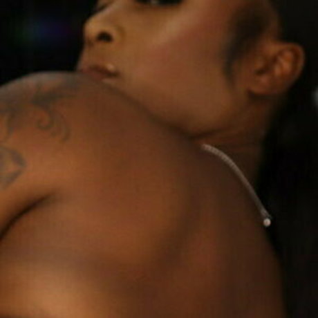 therealaliee perfekte nacktheit fotos