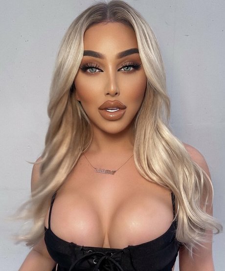 La Demi hübsche schöne galerie