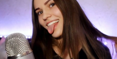 Sirius Eyes ASMR model sex fotos