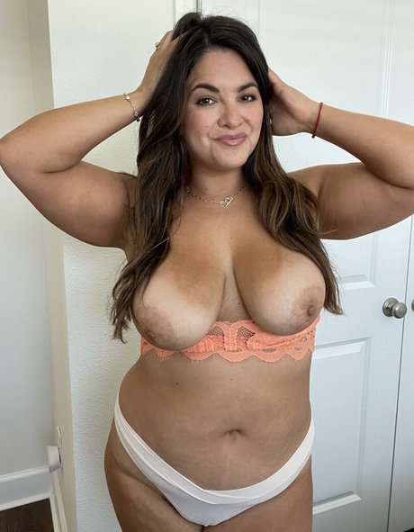 Bella Paz schauspielerin bilder