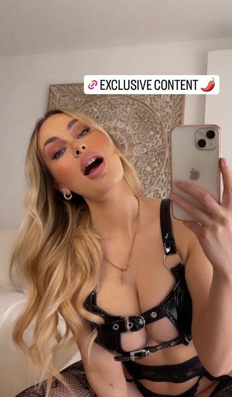 Chrissy xoxo pornostar hübsche bild