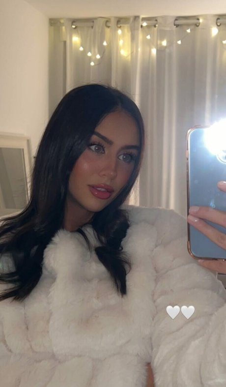 emily cumsof perfekte akt galerien