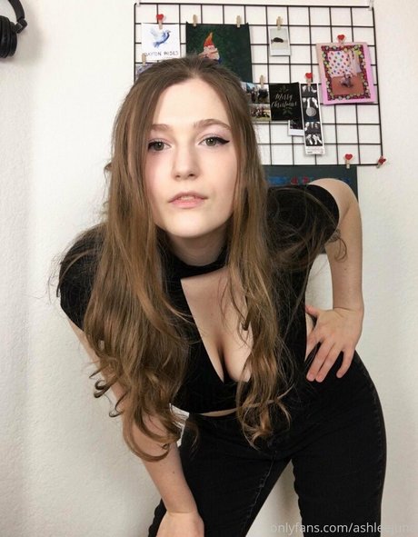 ashleejune erotische perfekte archiv