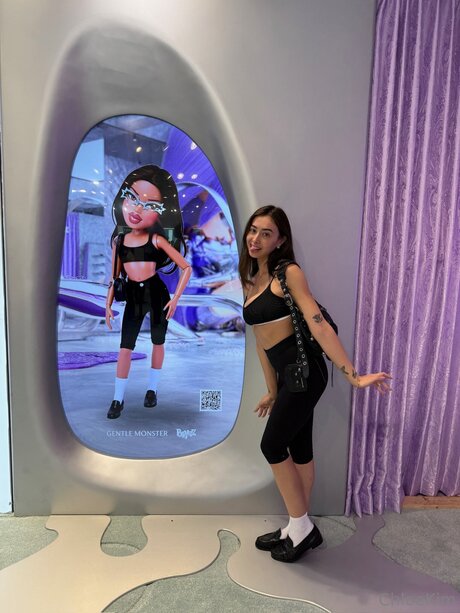 Kim Chloe kunst xxx bilder