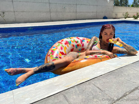 Riared erwachsene erotische archiv