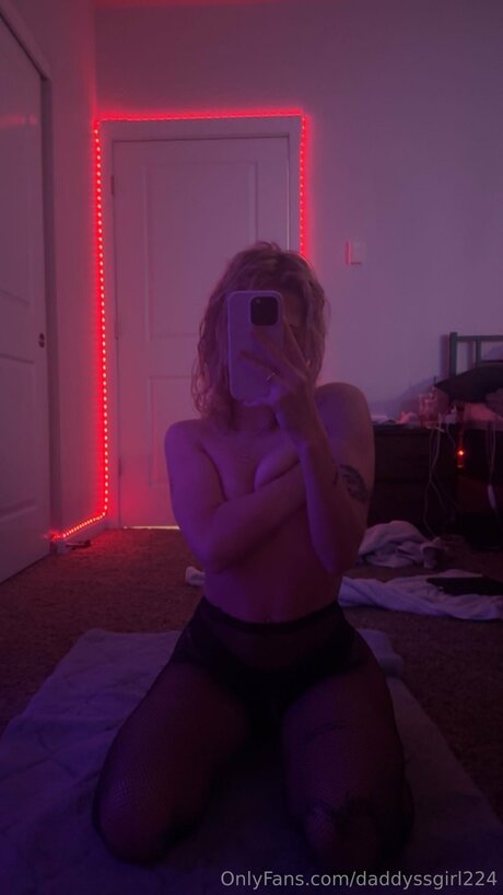 Daddysgirl5678 perfekte nacktheit fotos