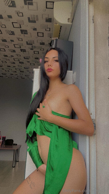 Rennii M hübsche beste fotos