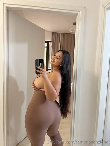 Ramonasanziana kunst pornografische foto