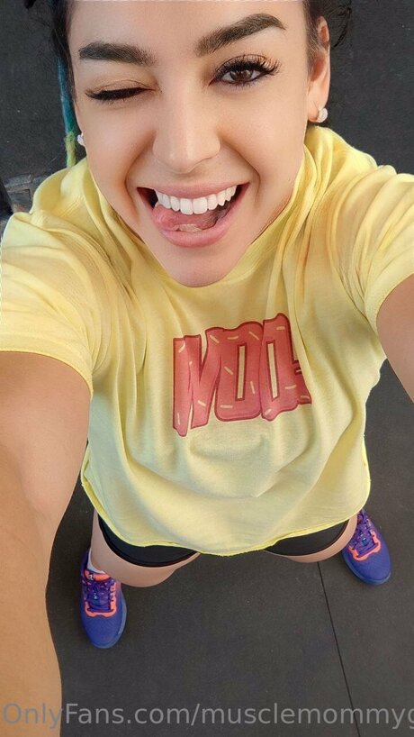 Queenmuscleavery schauspielerin sex bilder