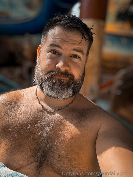 Yourdailybrent nackt hübsche fotos