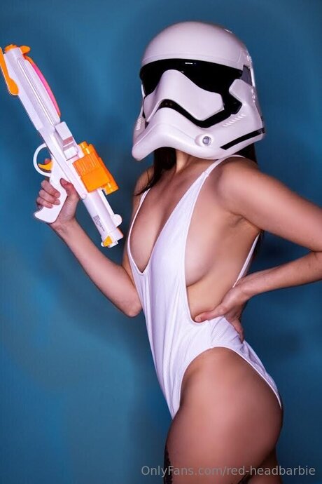 Red Headbarbie beste porno bild