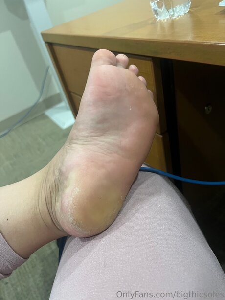 Bigthicsoles nacktheit perfekte galerie