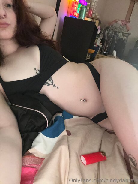 Cindydabrat freie nackt bilder