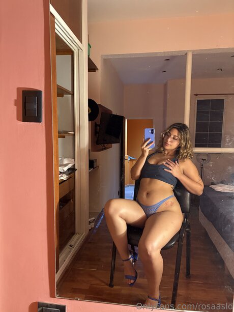 Rosaasld erotische hübsche galerie