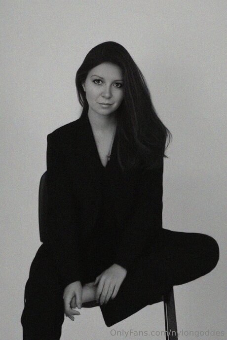 Nylongoddes top akt bilder