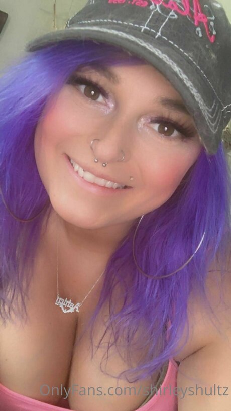 Shirleyshultz nackt sexy bild