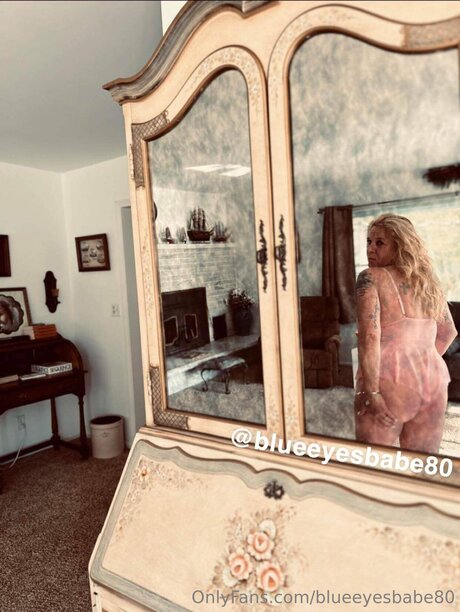Blueeyesbabe80 xxx nacktheit bilder