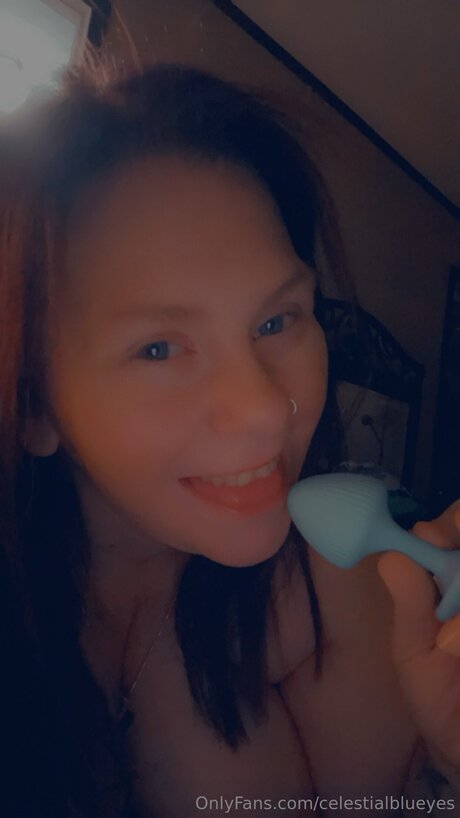 Blueyedkitten77 nackt xxx bilder