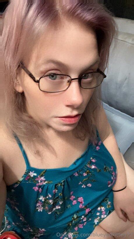 Blueyedkitten77 exklusive pornografische bilder