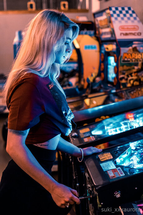 Suki Xxxaurora hübsche schöne galerien