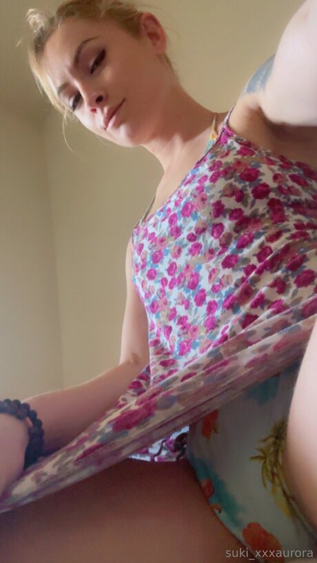 Suki Xxxaurora schauspielerin porno galerie