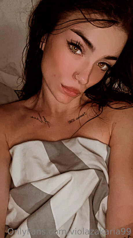 Violazakaria99 kostenlose exklusive bild