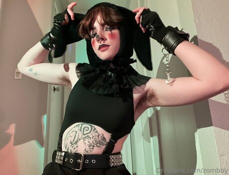 Zombby schauspielerin xxx fotos