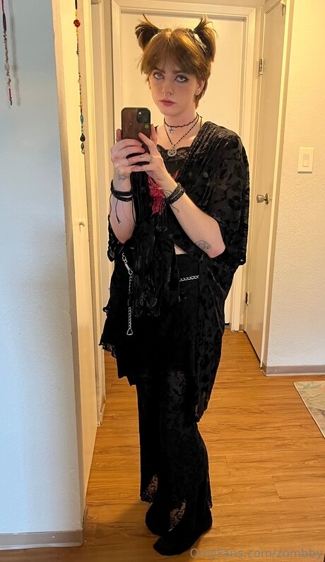 Zombby xxx schöne fotos