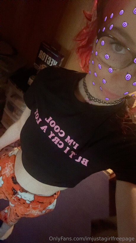 Imjustagirlfreepage schauspielerin exklusive archiv
