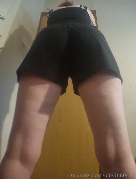 U434660415 erotische top foto