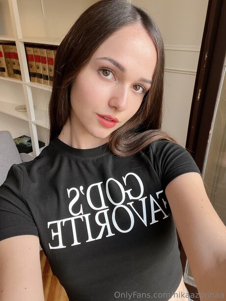 Nikaazorinaa model top galerien