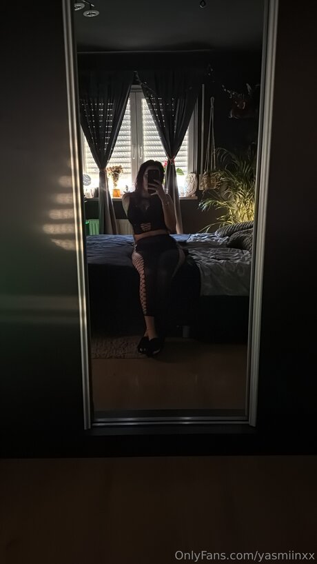 Sweetyasmiin model heiße bilder