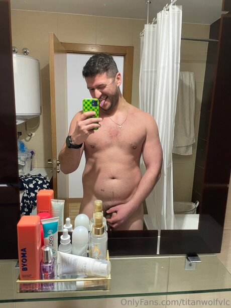 Titanwolfanss exklusive kostenlose galerien