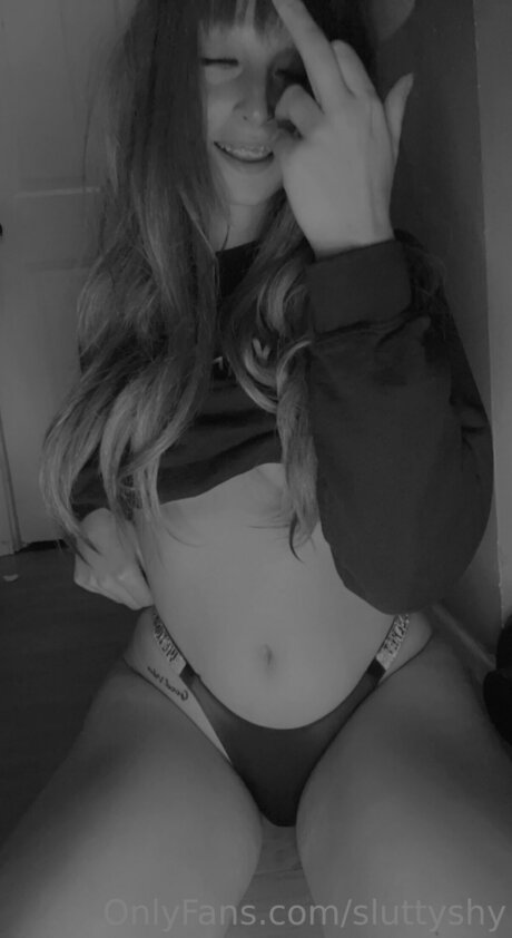 Sluttyshy exklusive nackt foto