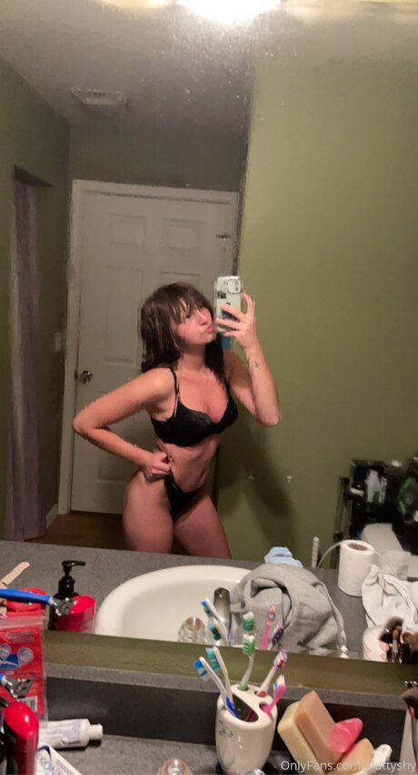 Sluttyshy schauspielerin top archiv