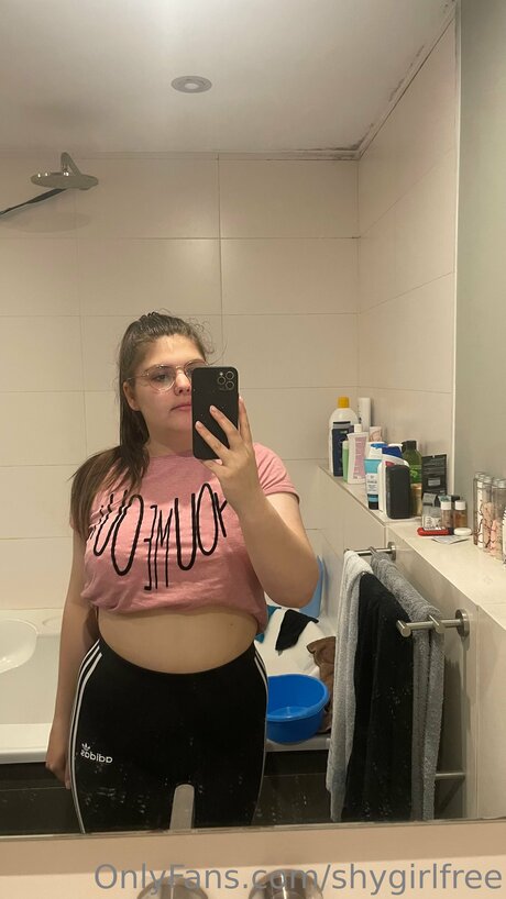 Shygirlfree sexy freie archiv