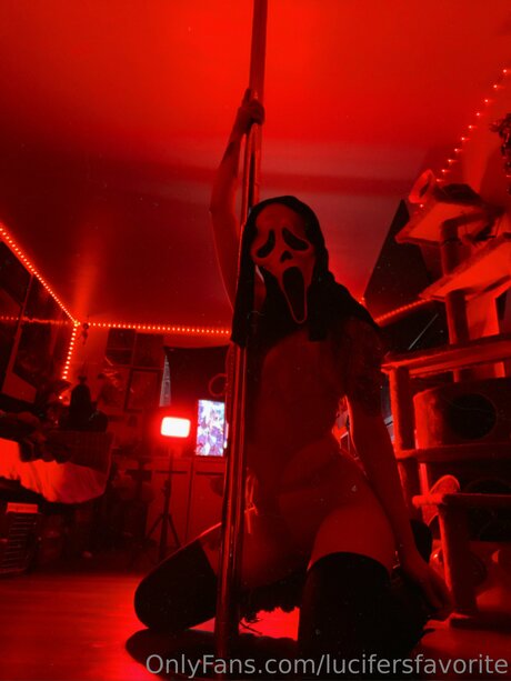 Lucifersfavorite kunst pornographische fotos
