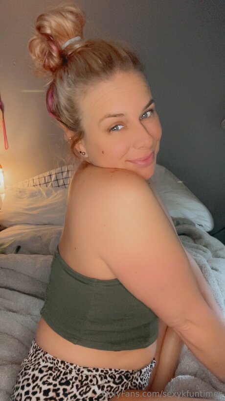 Sexykfuntimes schauspielerin nackte galerie