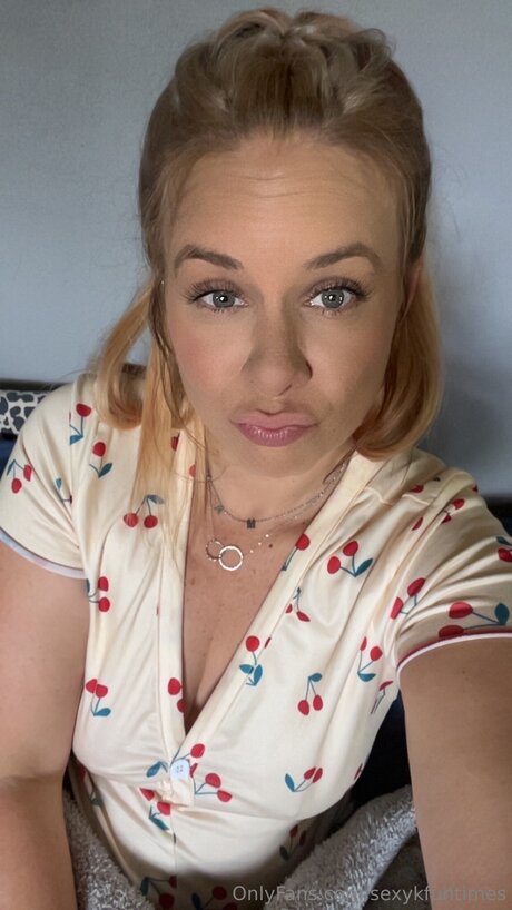 Sexykfuntimes pornostar beste bild