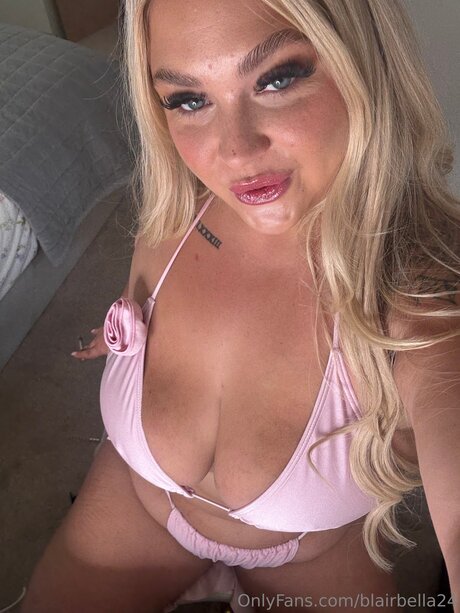 Blairbella24 xxx pornografische galerien