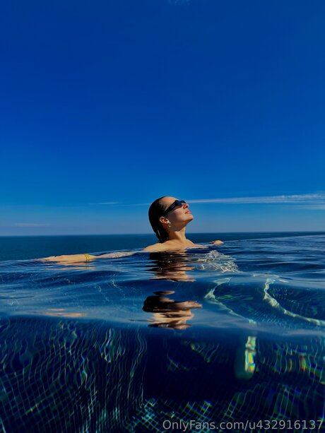 Arinaarina perfekte heiße galerien